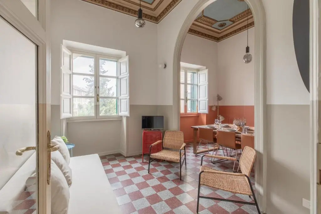 Iflat Sunny And Colorful Esquilino Apartment