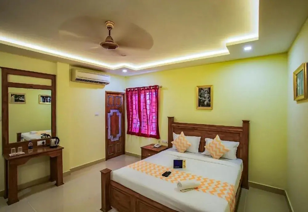 Redfox Cinemascope An Apart Hotel