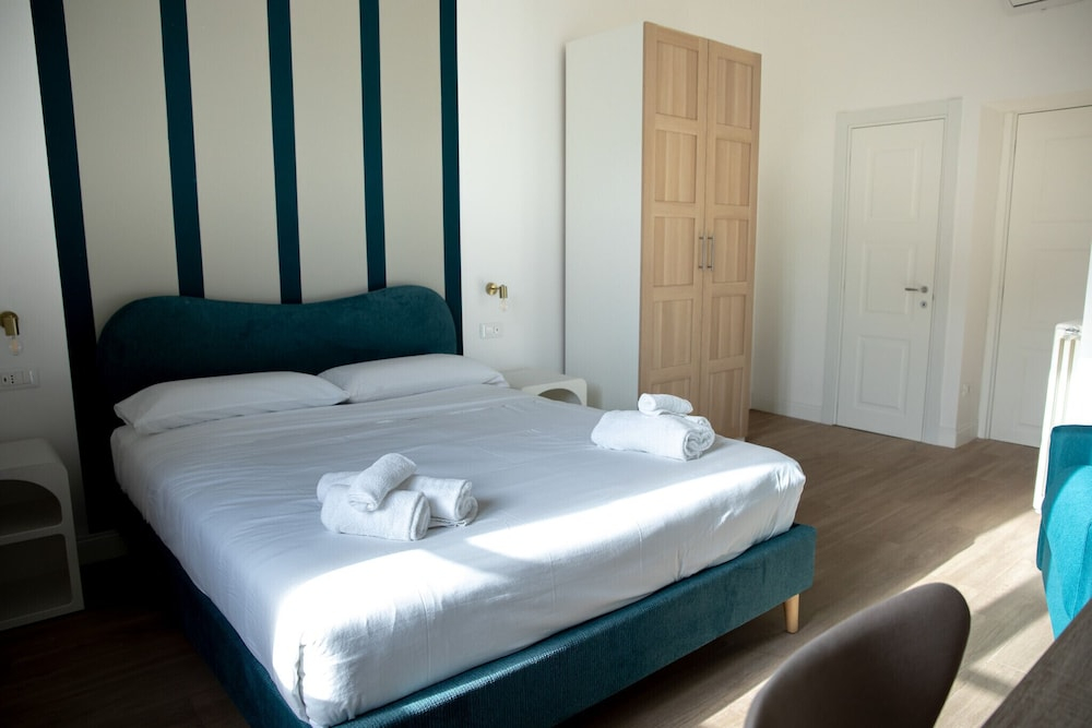 Vaticano Venticinque Guest House by Ghor