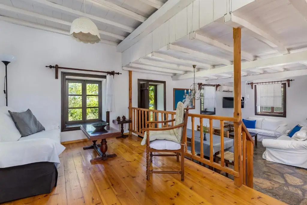 Elli Cottage