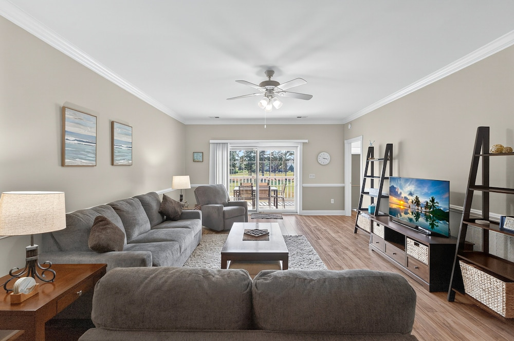 Magnolia Pointe Luster Leaf 4882-202