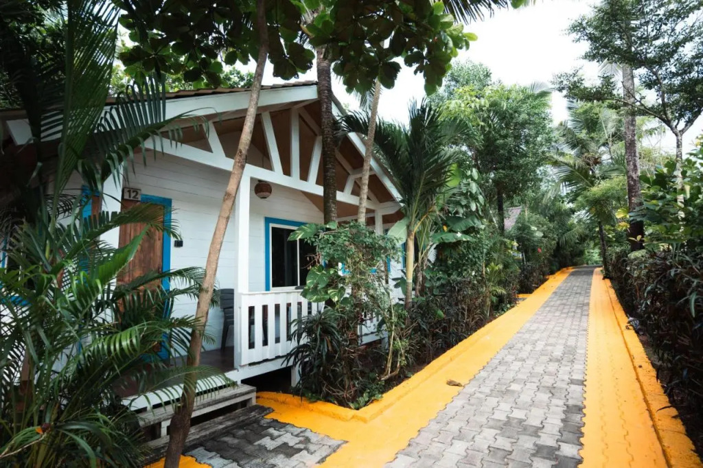 Nasya Beachside Cottages