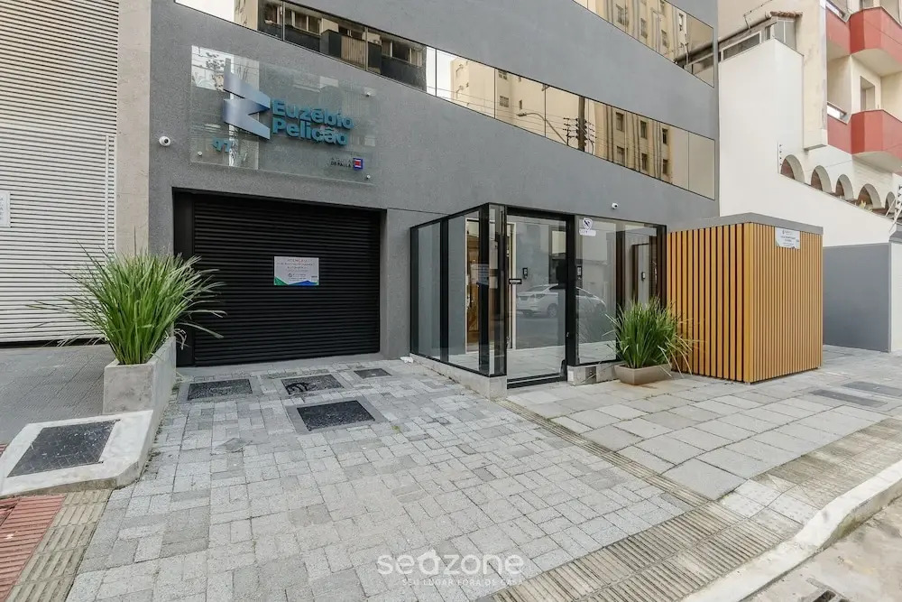 Building With New Apartments 300m From the Beach - EEP