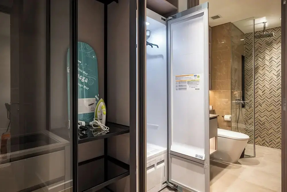 The Opera Residence - Pool & Sauna
