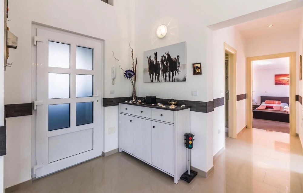 Amazing Home in Fazana With Wifi and 2 Bedrooms