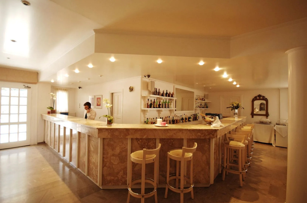 Petasos Chic Hotel