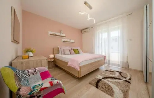 Apartments Luka