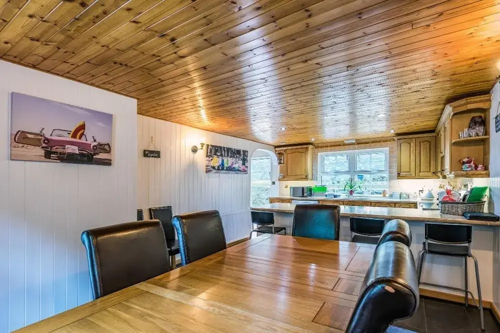 Snowdonia-3bedroom-2 Bathroom-petfriendly-garden