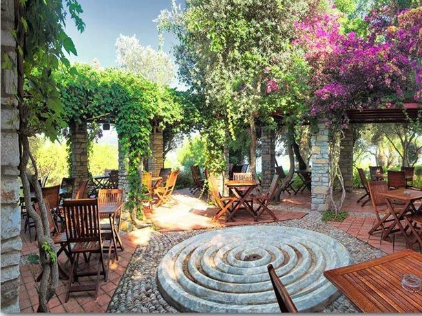 Ora Holiday Village