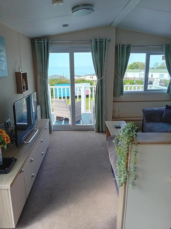 Seaside Chalet Retreat in New Quay