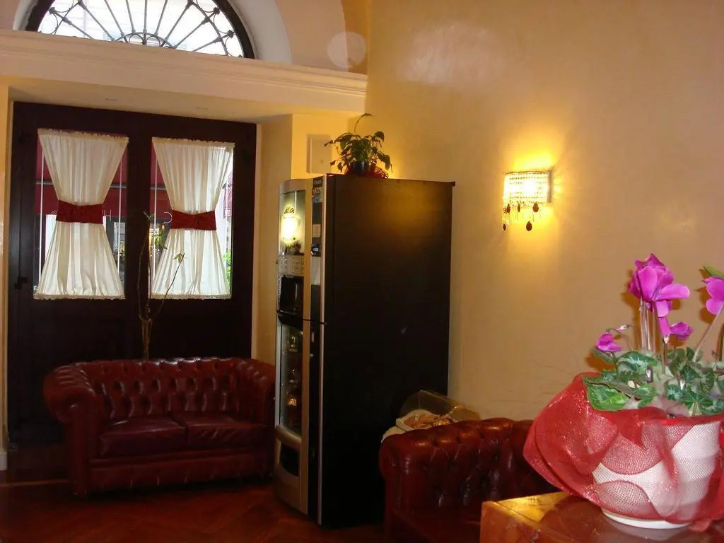 Hotel Dina