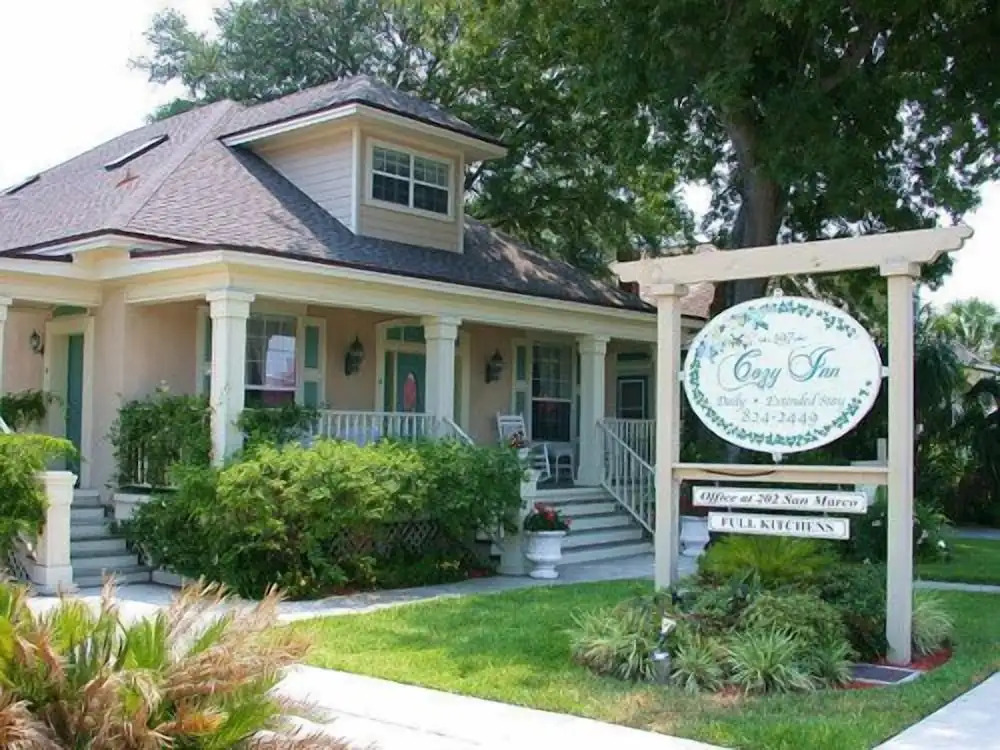 The Cozy Inn