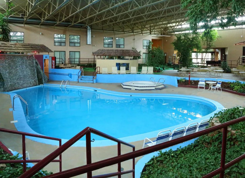 Townhouse Hotel Grand Forks