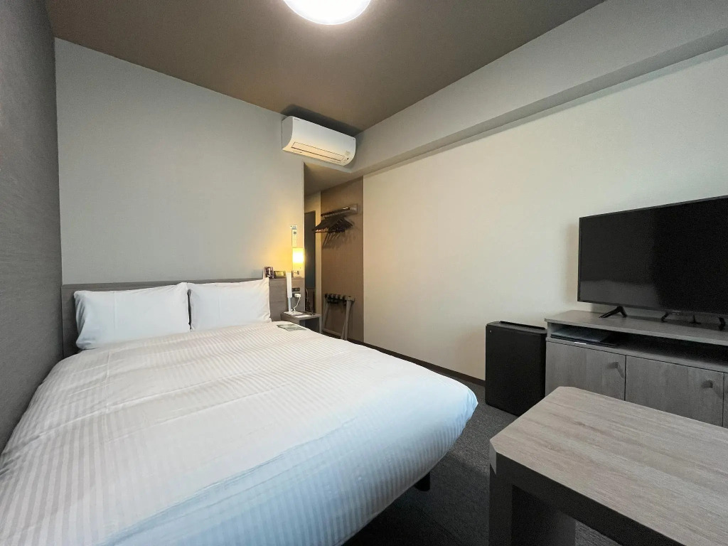 Hotel Route Inn Matsuyama Chuo -Katsuyama Dori