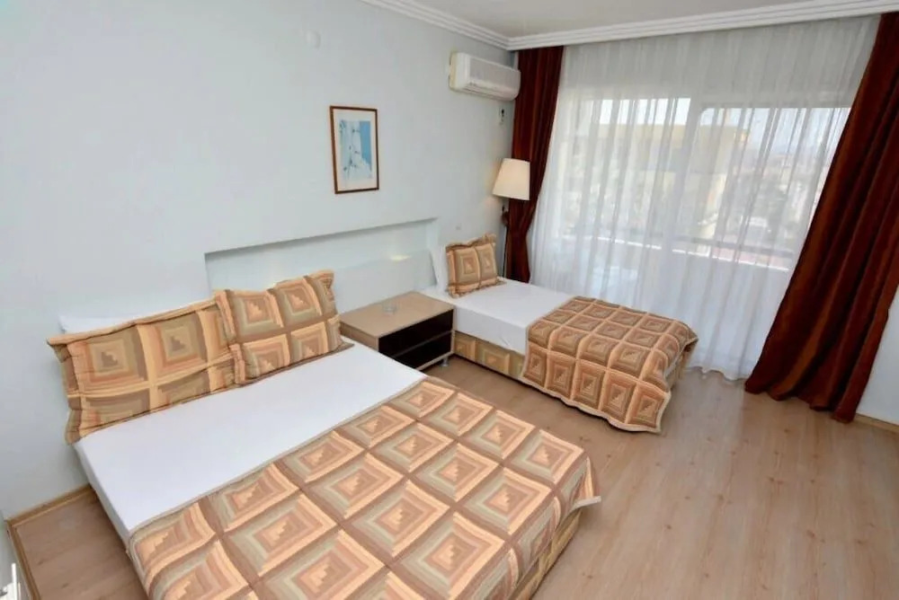 Varol Otel