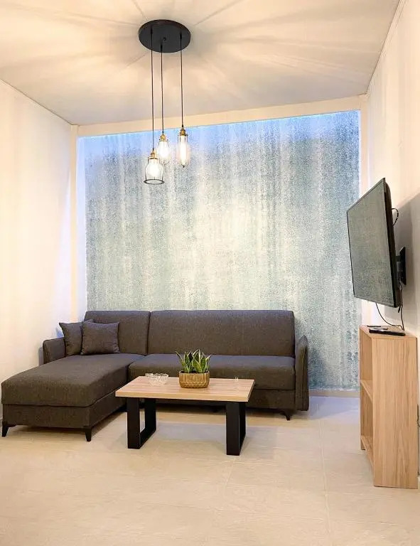 Central neighborhood house