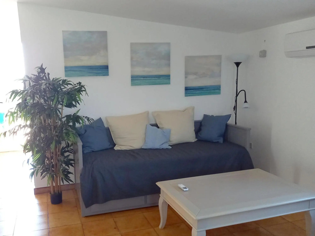 Apartment Casa Gino with sea views in San Pietro in Bavegna