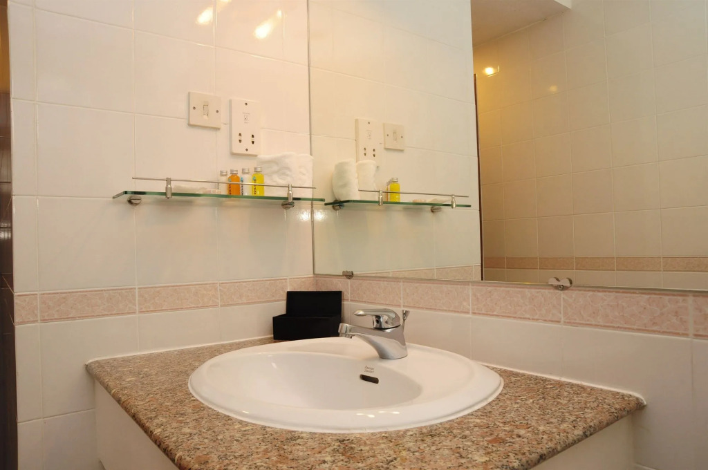 Riverside Serviced Apartments