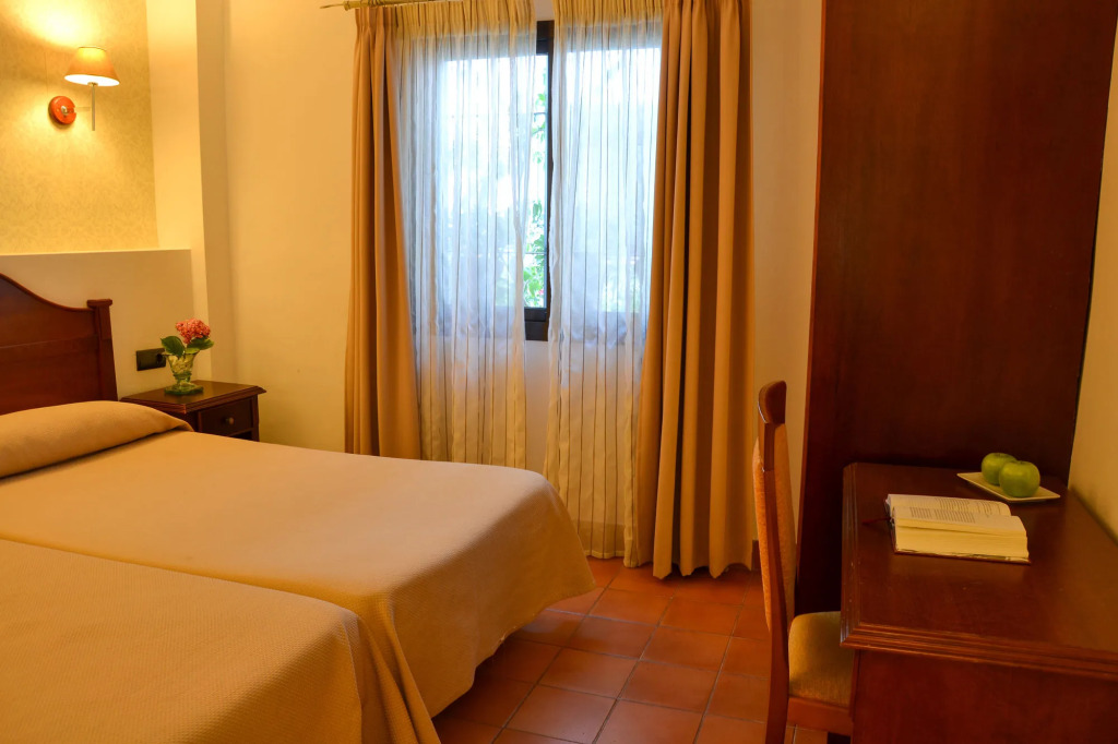 I AM La Posada Hotel and Apartment