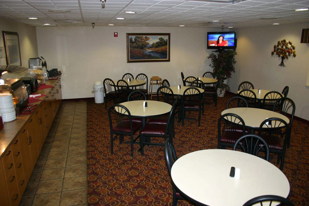 Crystal Inn Hotel & Suites - Great Falls