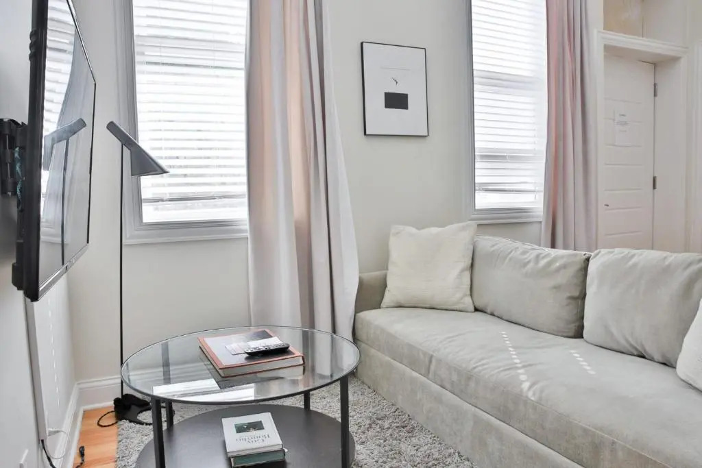 Updated West Town 2BR with W&D by Zencity