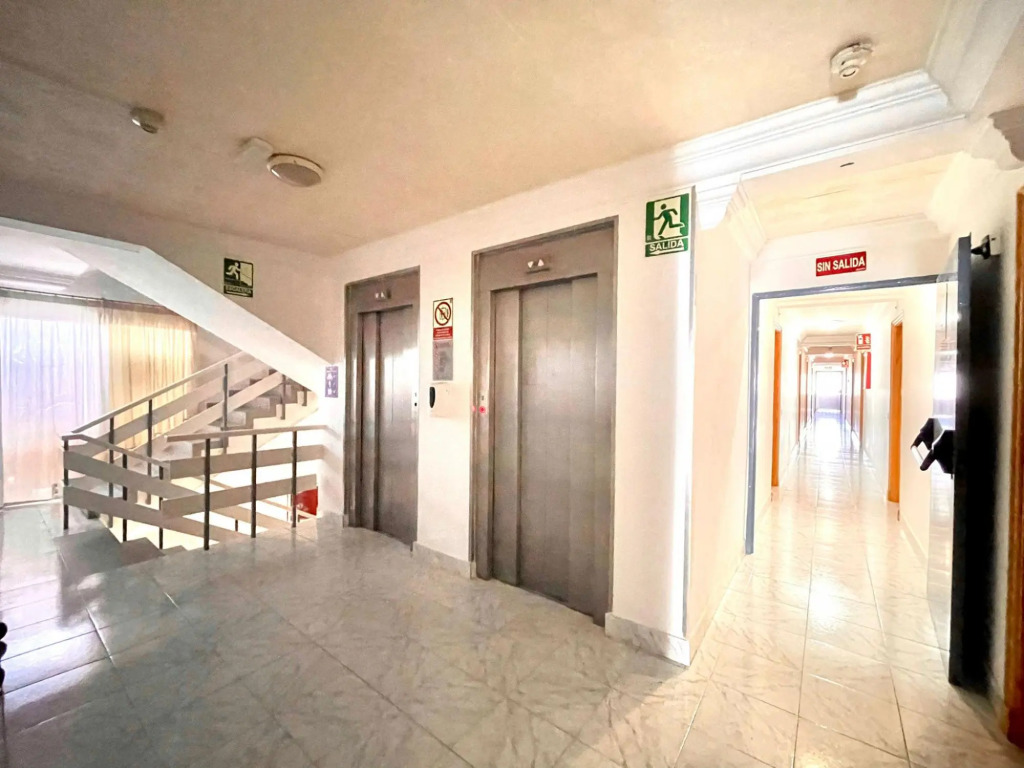 Reformed studio,Wifi,pool, at 250 m from beach