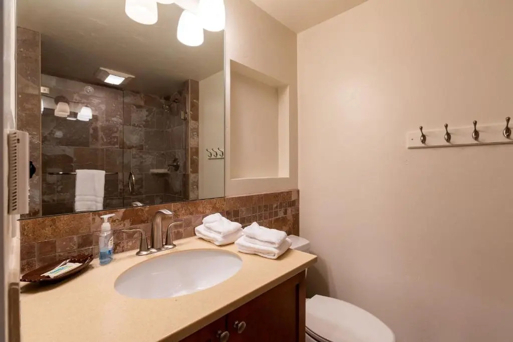 Meadow Creek Townhome by Vail Realty