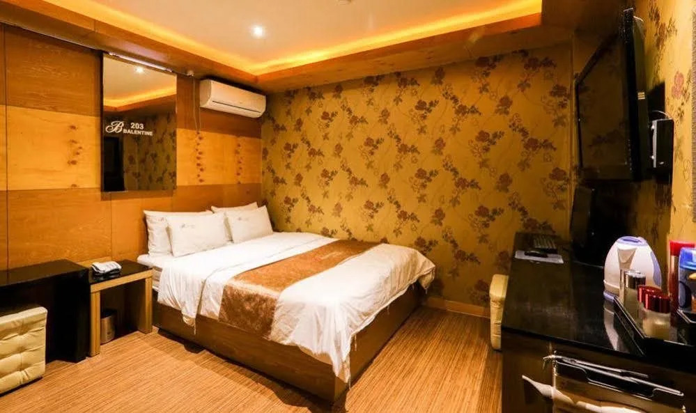 Balentine Motel