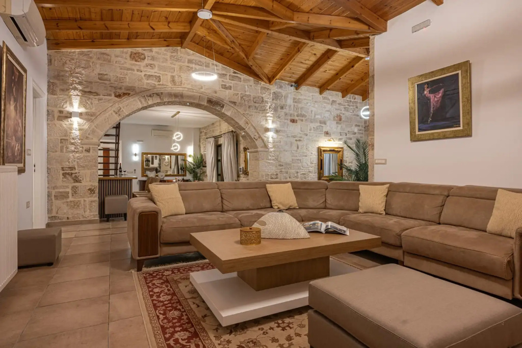Terra Nostra Mansion and Events Venue