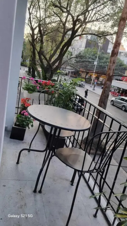 Bright & sweet unit in the heart of Polanco