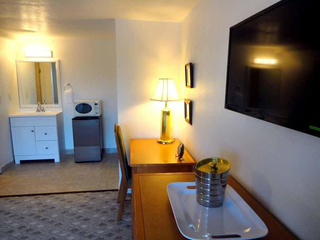 Inn at Palm Springs
