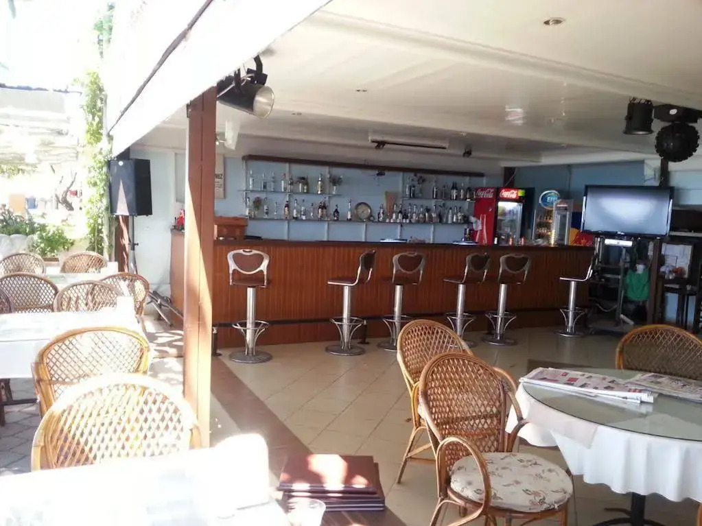 Deniz Otel
