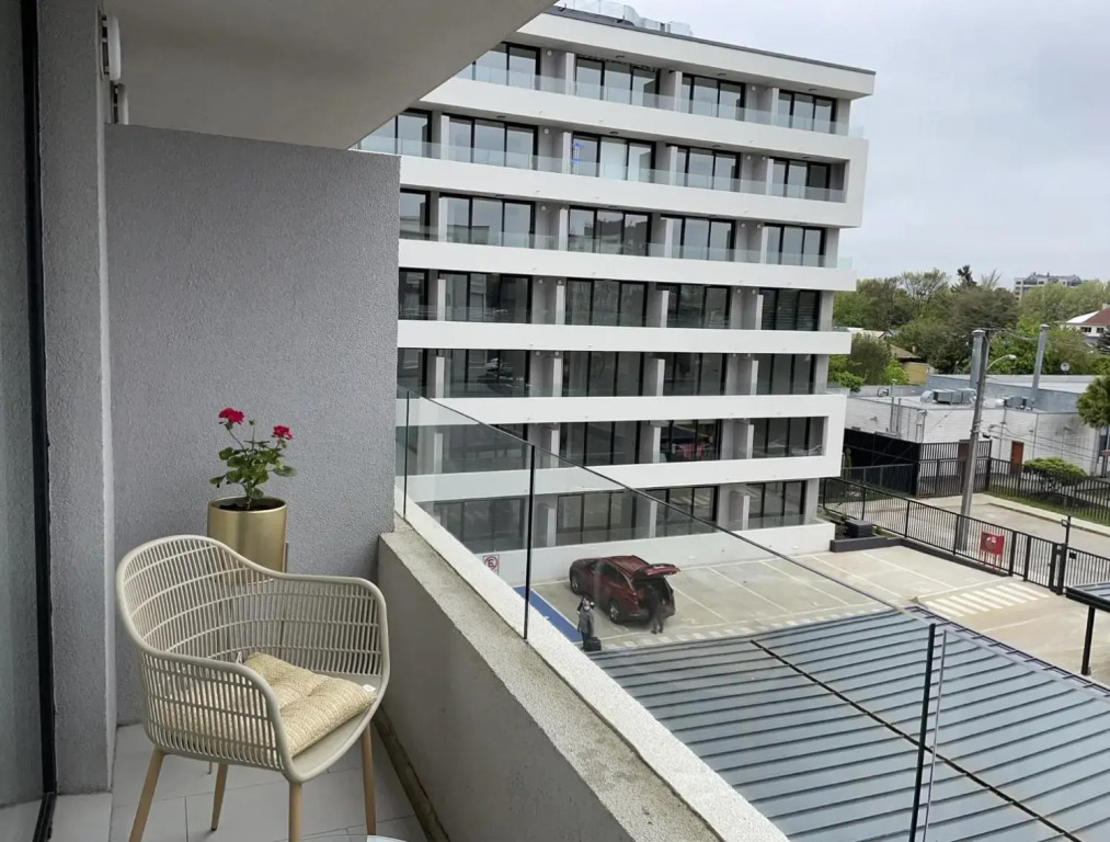 Edificio Curitiba, Apartamento nuevo y céntrico 1B 1D
