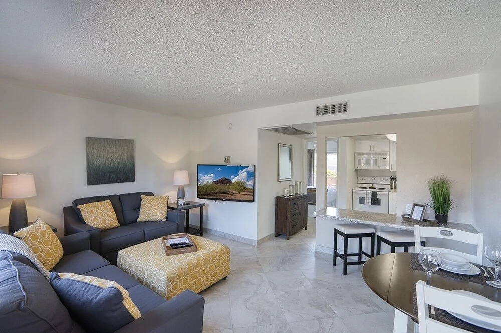 123 Fully Furnished 1BR Suite-Prime Location! by RedAwning