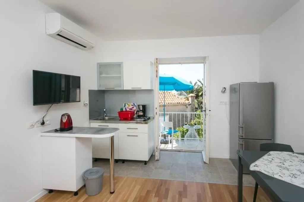 Apartment & Room Cvita