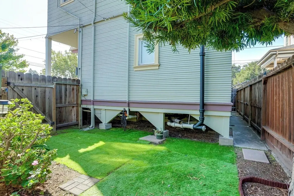 Pet-friendly Condo < 2 Mi to Alameda Beach!