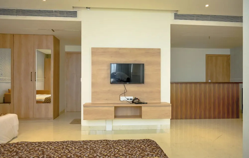Hotel Poonam Residency