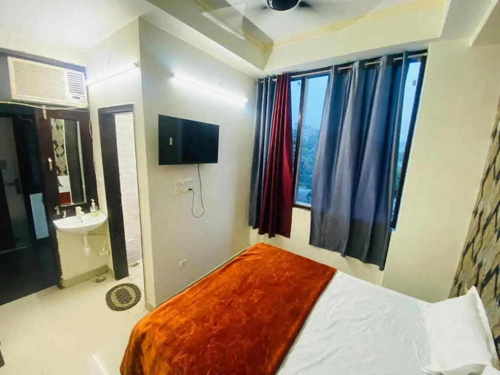 Oyo Basera Residency
