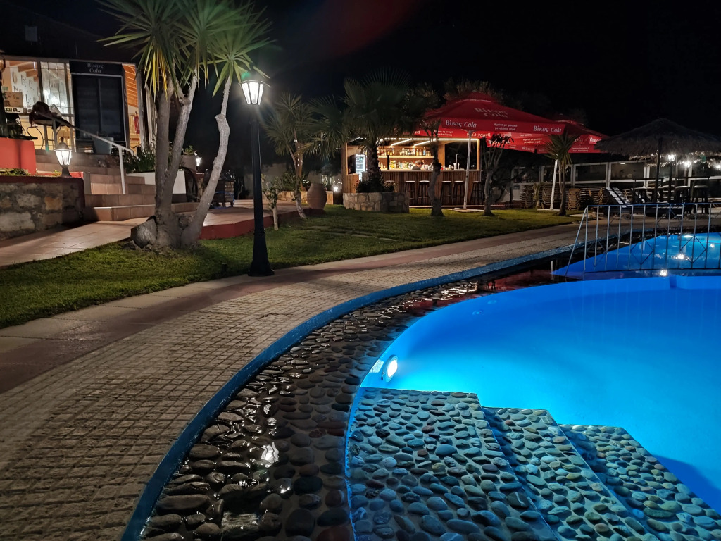 Nea Kydonia suites and studios