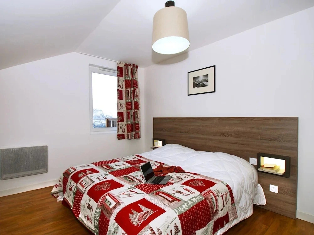 Cozy Chalet for You & Tails