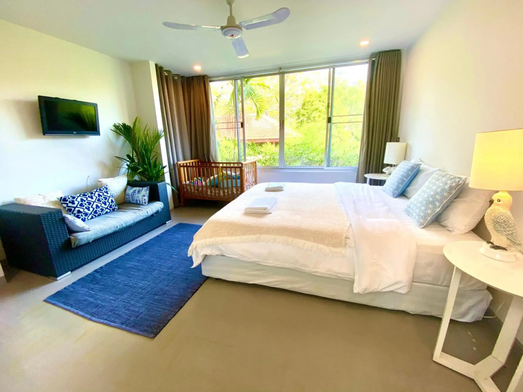 Natural Villas -Front Samet - Beach front 3BR with Pool