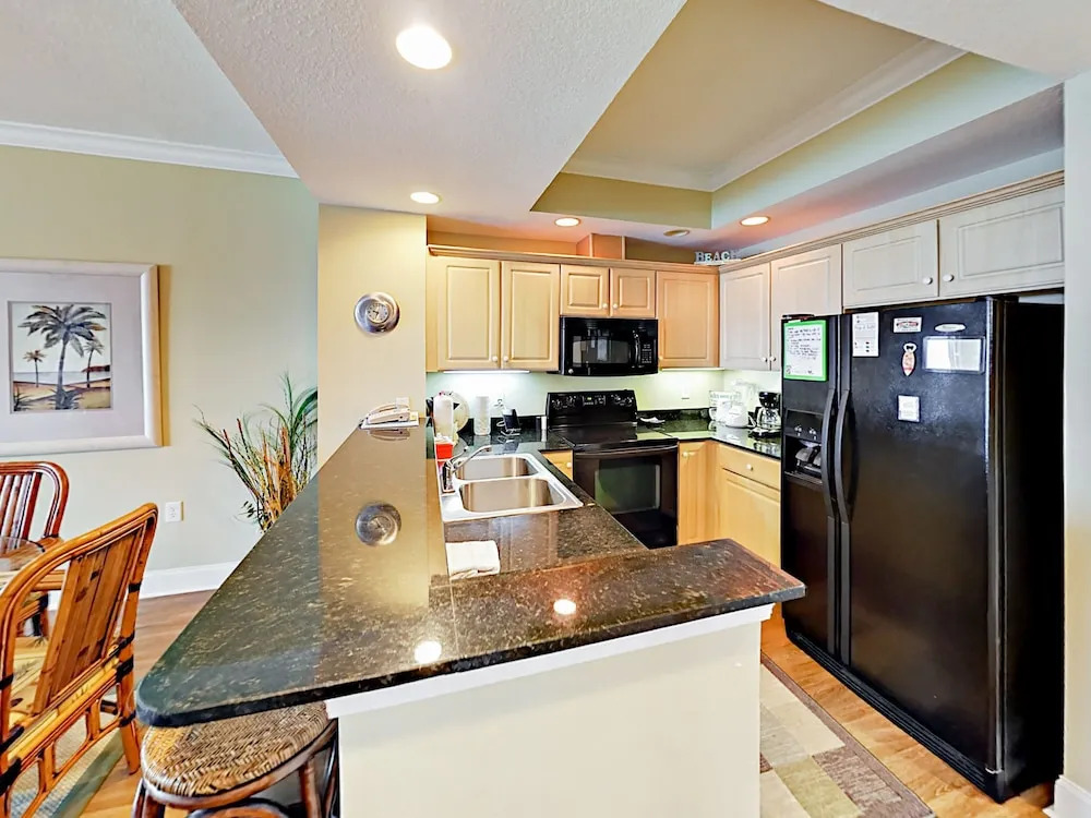 921 W Beach Blvd Condo Unit 705 2 Bedrooms 2 Bathrooms Condo