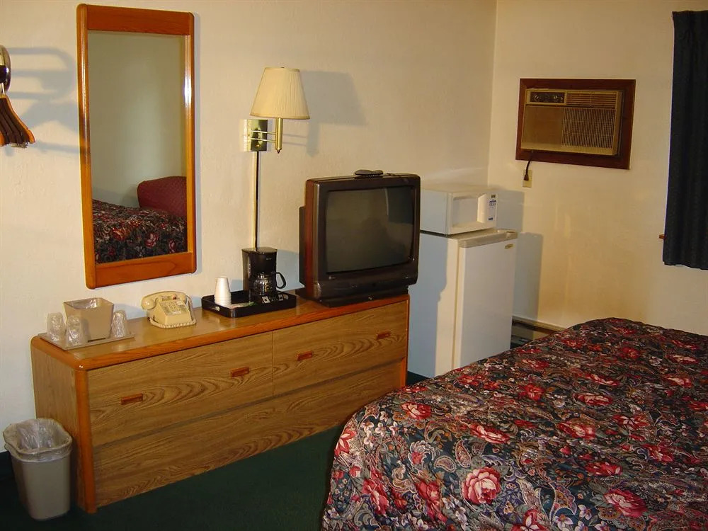 Wakota Inn and Suites