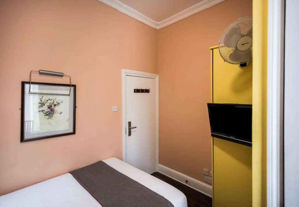 Grantly Hotel