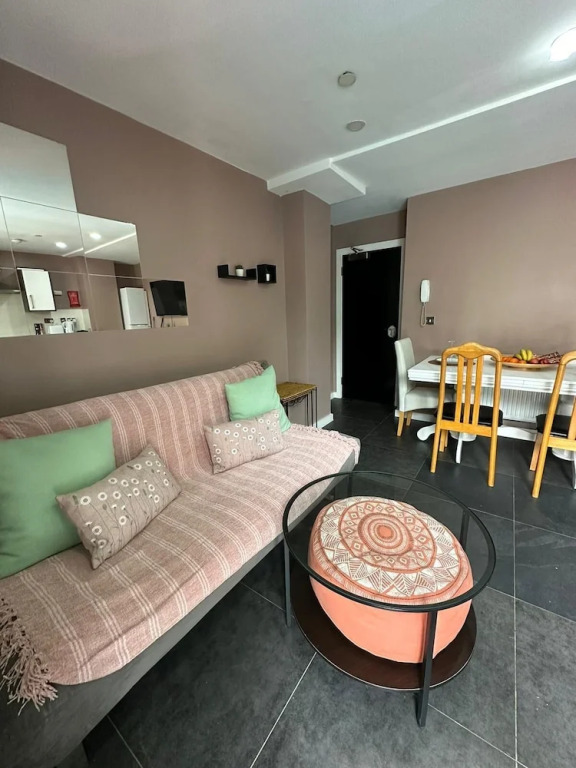 Beautiful 1-bed Apartment in Cardiff