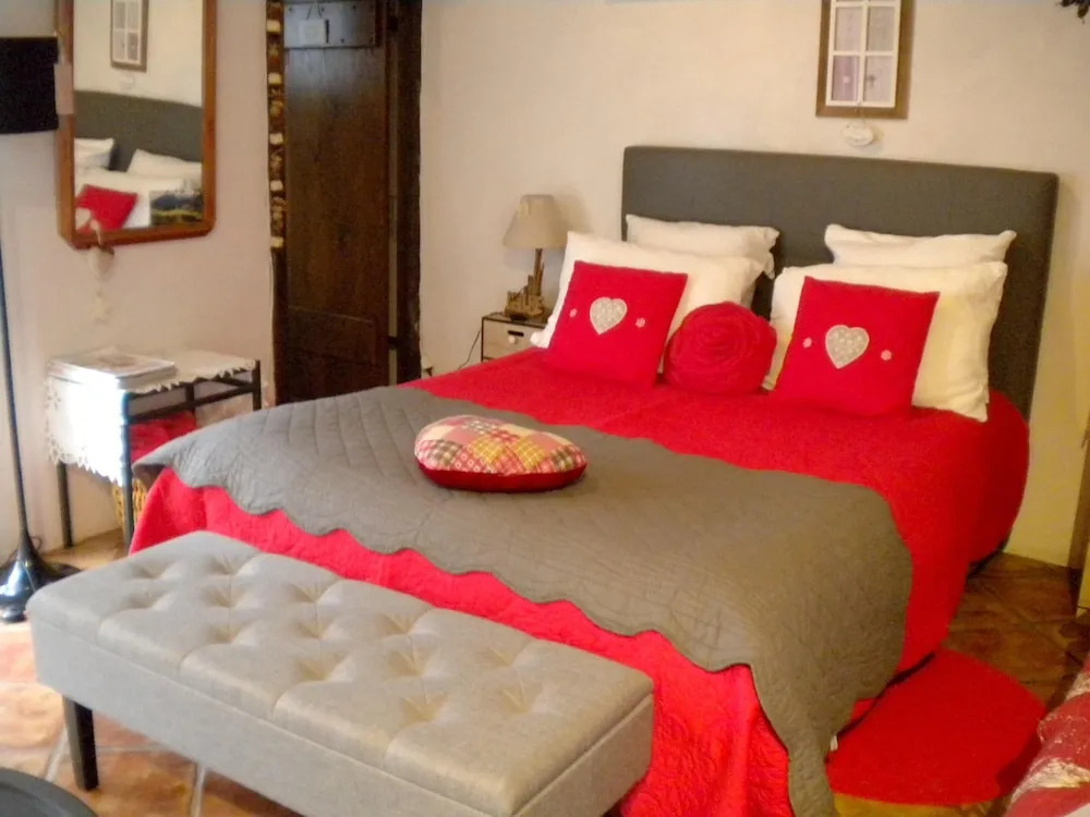 House With 2 Bedrooms in Saint-esteben, With Wonderful Mountain View and Enclosed Garden - 20 km From the Beach