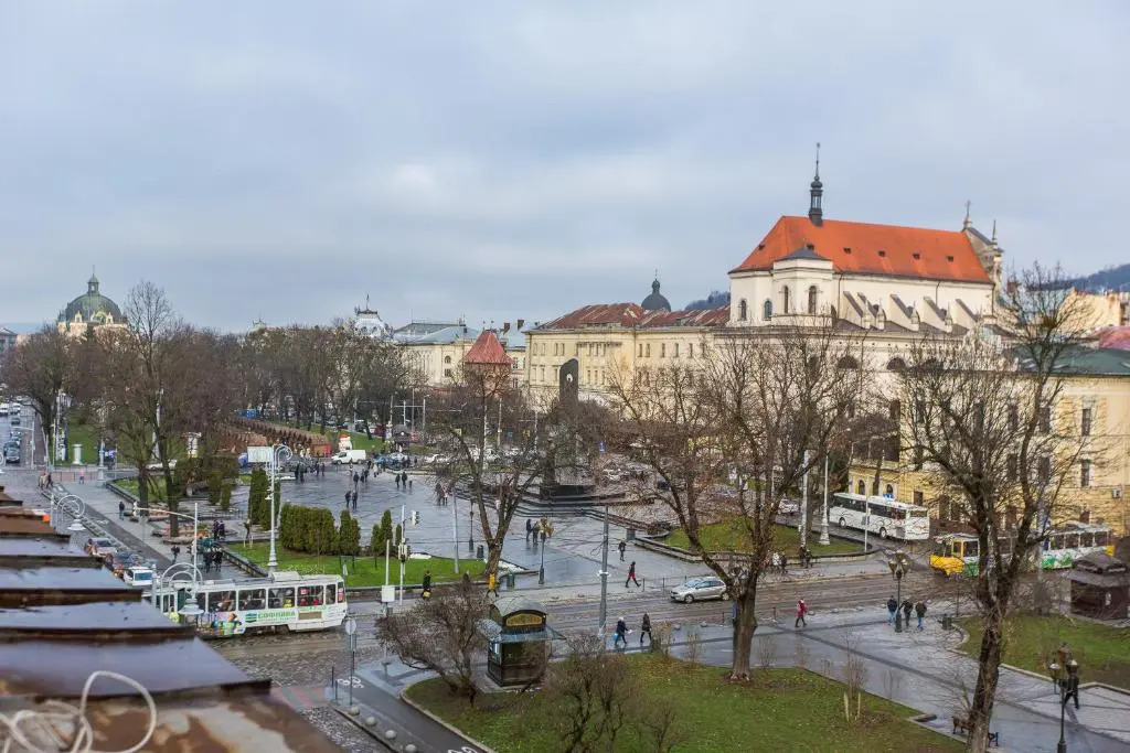 Apartamenti po vul.Korotka 11