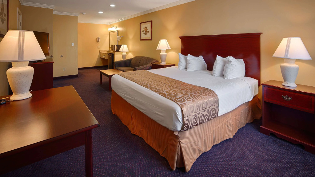 Best Western Forest Inn