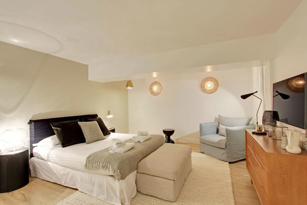 Pick A Flat's Chatelet Jour apartments