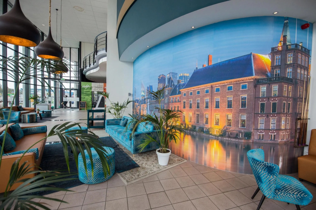 The Hague Teleport Hotel